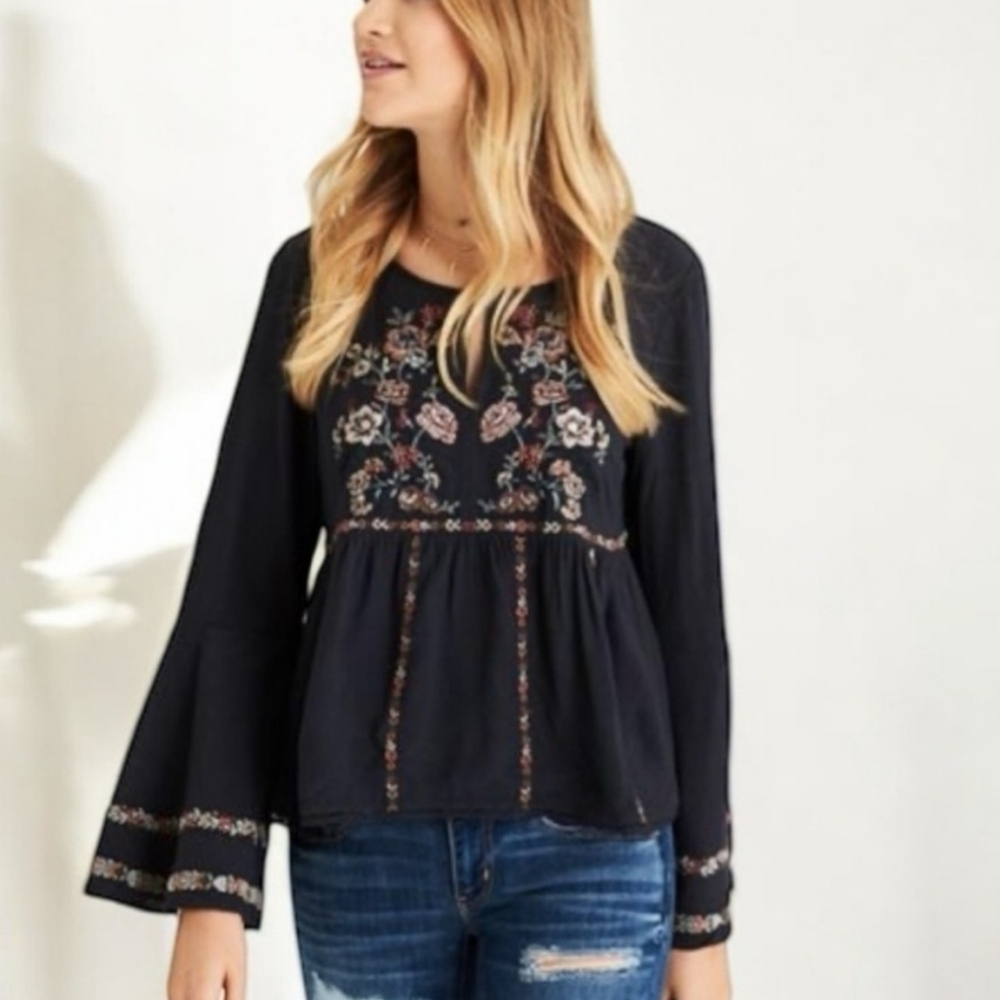 American Eagle Outfitters Dark Floral Embroidered Top with Bell Sleeves size M